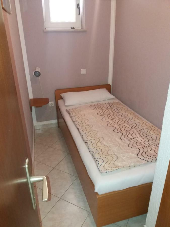 Apartmani Nina Crikvenica Exterior foto